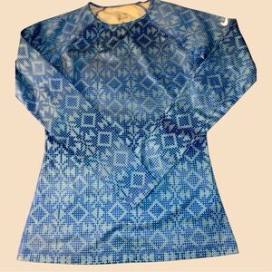 EUC WOMEN’S NIKE PRO DRI-FIT HYPERWARM BLUE GEOMETRIC PRINT ATHLETIC SHIRT•S/M